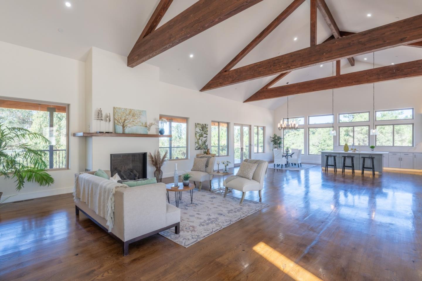Detail Gallery Image 15 of 58 For 9020 Hidden Canyon Rd, Salinas,  CA 93907 - 4 Beds | 3/1 Baths