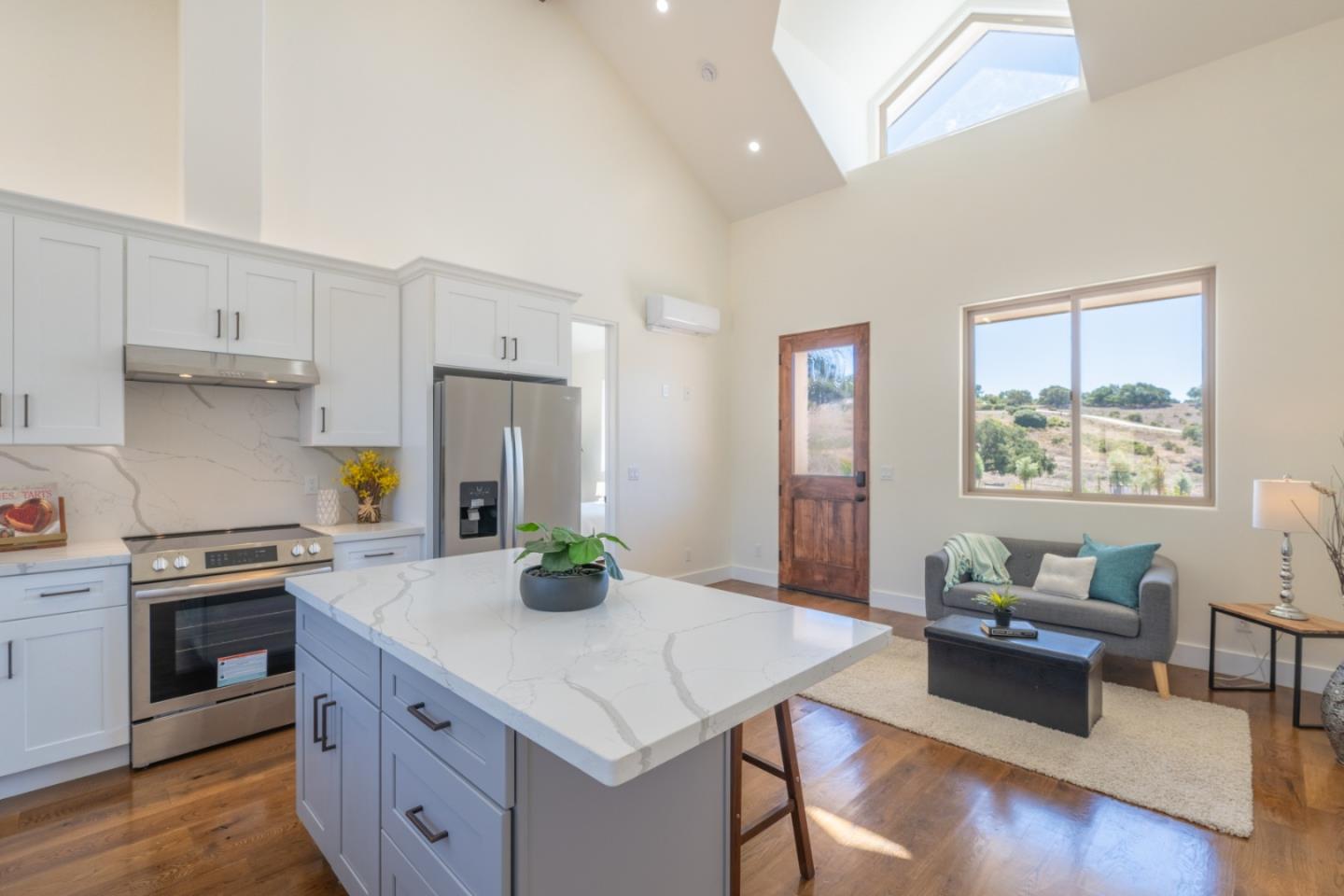 Detail Gallery Image 52 of 58 For 9020 Hidden Canyon Rd, Salinas,  CA 93907 - 4 Beds | 3/1 Baths