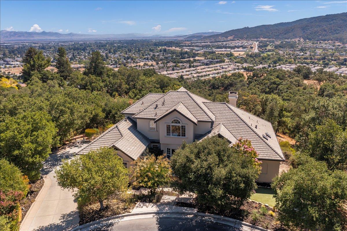 Detail Gallery Image 1 of 71 For 8320 Chantrelle Ct, Gilroy,  CA 95020 - 4 Beds | 3/1 Baths