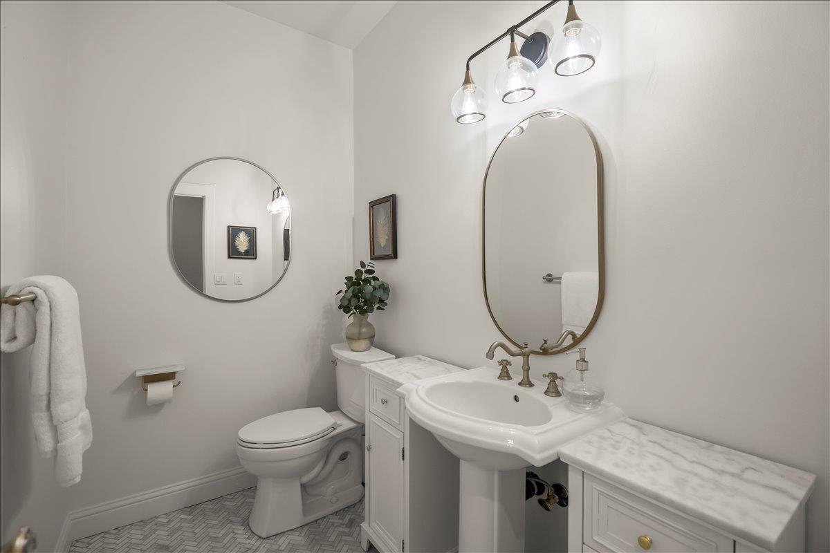 Detail Gallery Image 25 of 71 For 8320 Chantrelle Ct, Gilroy,  CA 95020 - 4 Beds | 3/1 Baths