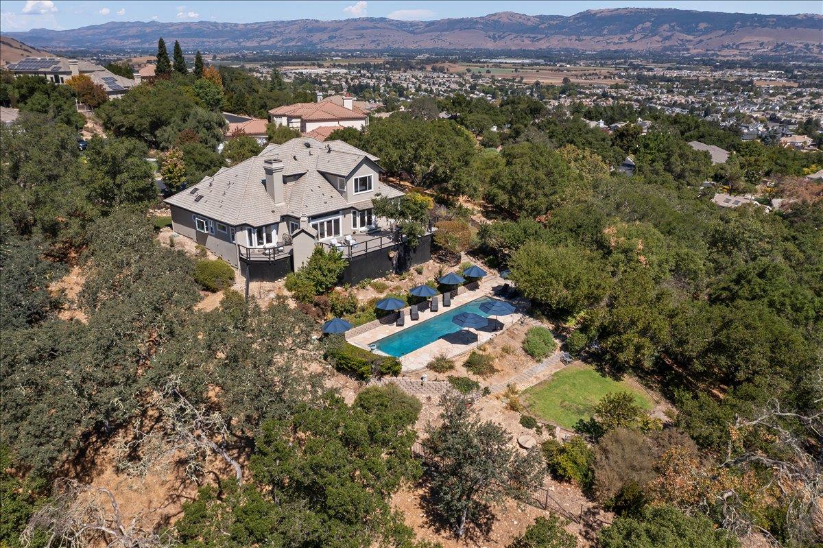 Detail Gallery Image 63 of 71 For 8320 Chantrelle Ct, Gilroy,  CA 95020 - 4 Beds | 3/1 Baths