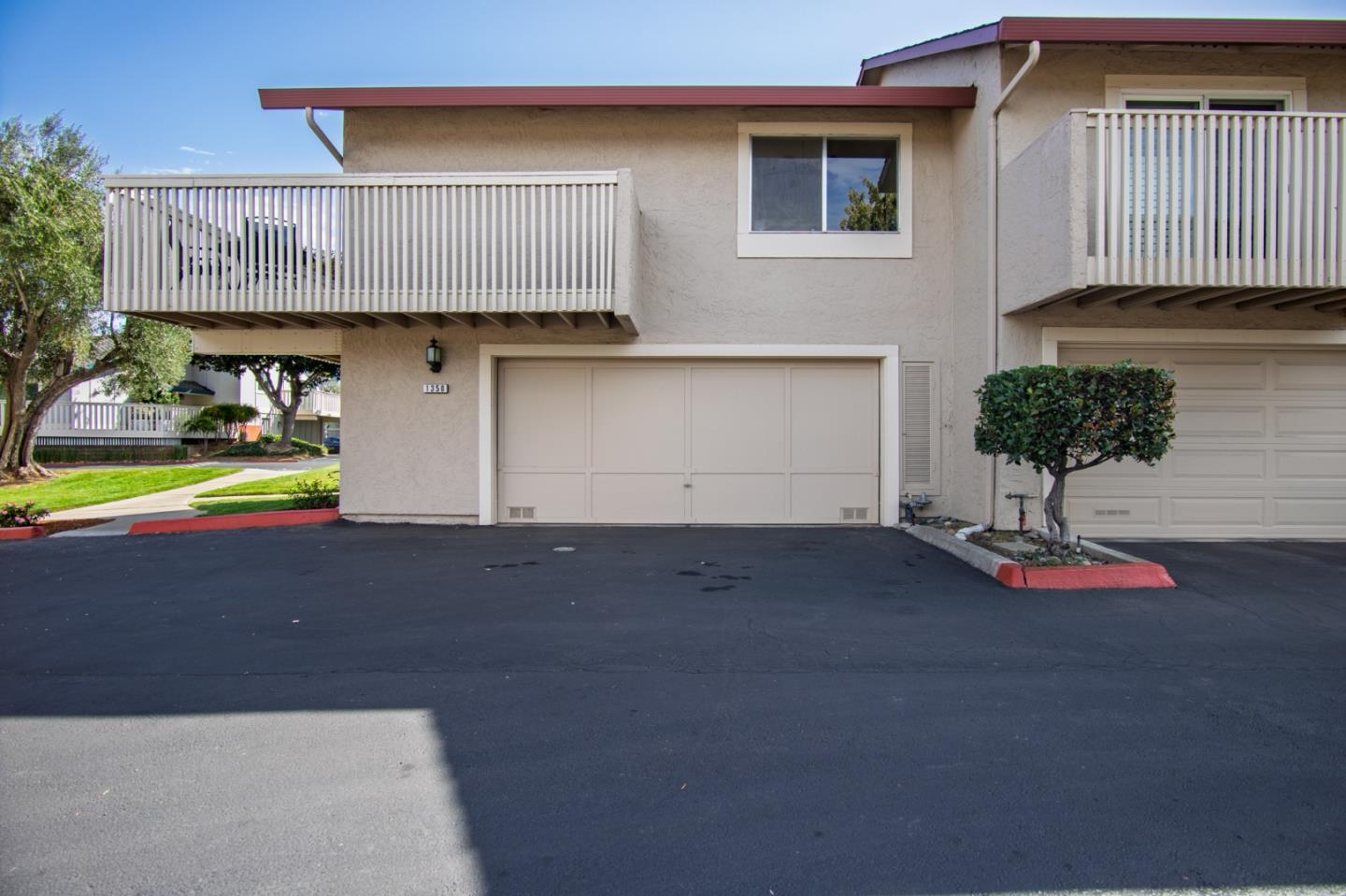 Detail Gallery Image 14 of 27 For 1350 Charmwood Sq, San Jose,  CA 95117 - 2 Beds | 1 Baths