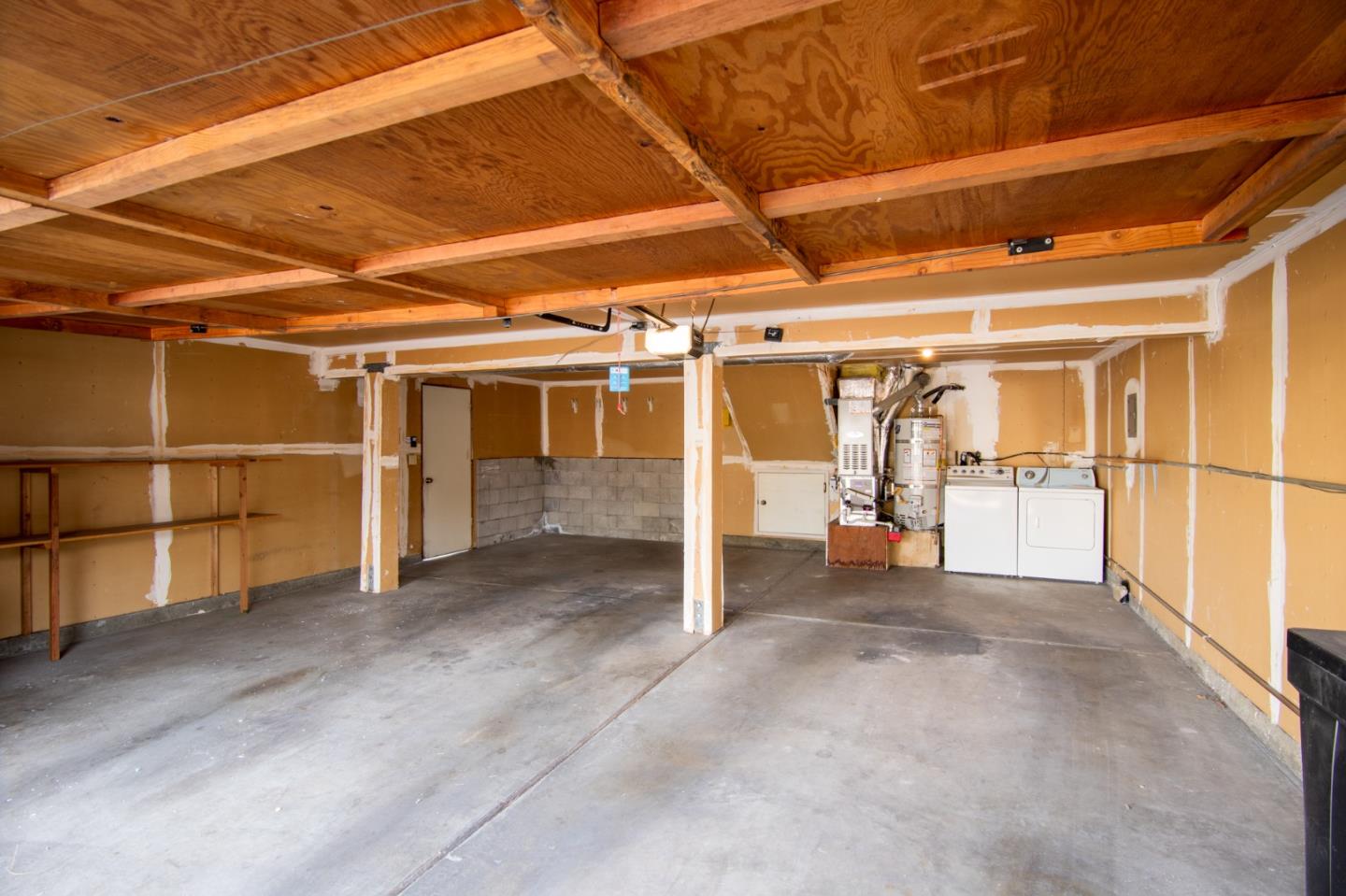 Detail Gallery Image 18 of 27 For 1350 Charmwood Sq, San Jose,  CA 95117 - 2 Beds | 1 Baths