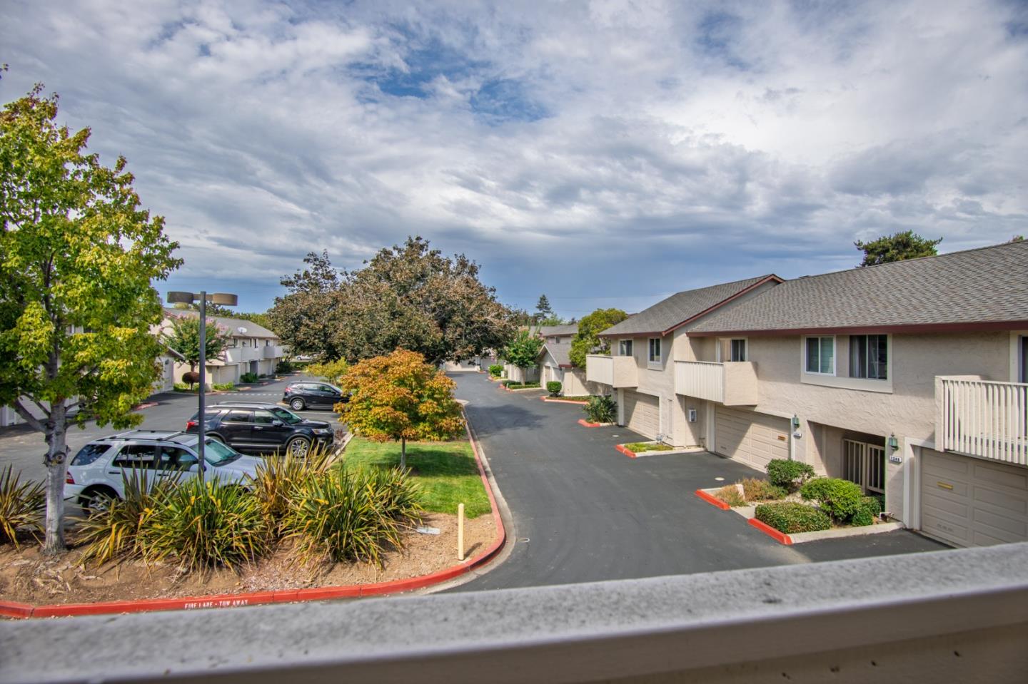 Detail Gallery Image 22 of 27 For 1350 Charmwood Sq, San Jose,  CA 95117 - 2 Beds | 1 Baths