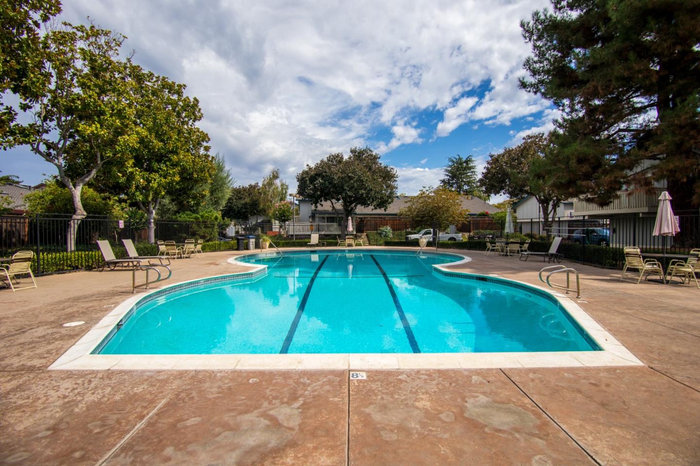 Detail Gallery Image 23 of 27 For 1350 Charmwood Sq, San Jose,  CA 95117 - 2 Beds | 1 Baths