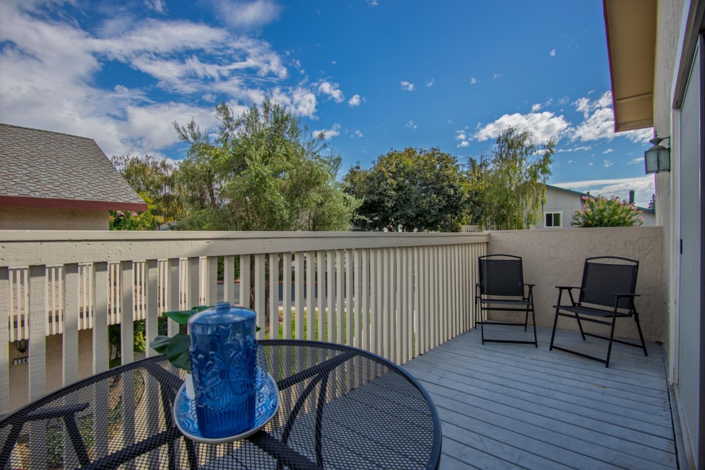 Detail Gallery Image 8 of 27 For 1350 Charmwood Sq, San Jose,  CA 95117 - 2 Beds | 1 Baths