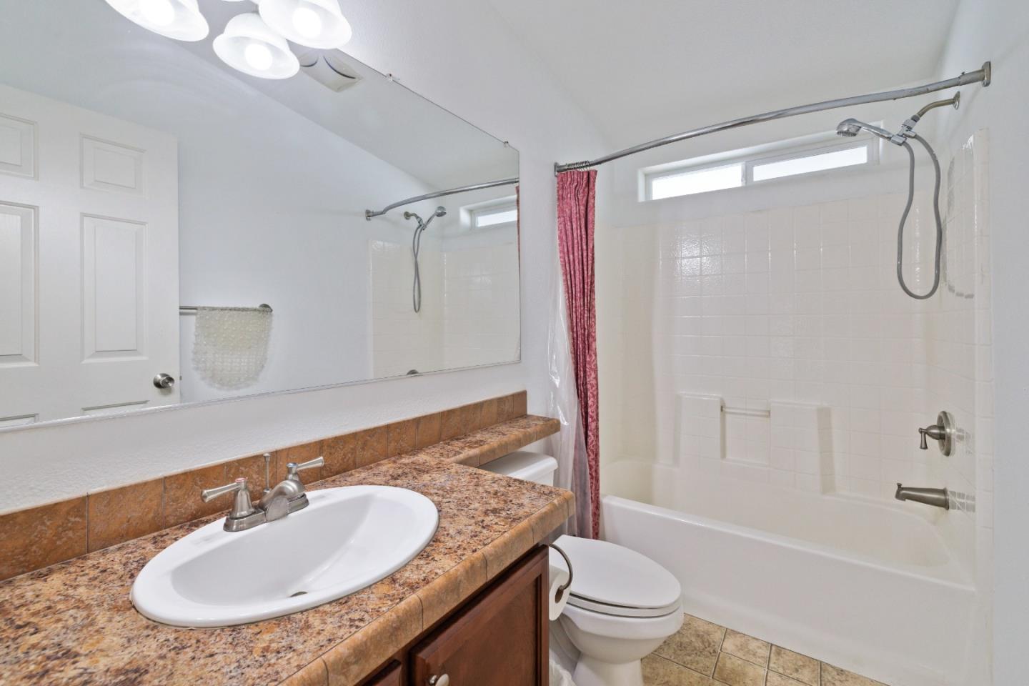 Detail Gallery Image 12 of 34 For 444 Whispering Pines Dr #68,  Scotts Valley,  CA 95066 - 3 Beds | 2 Baths