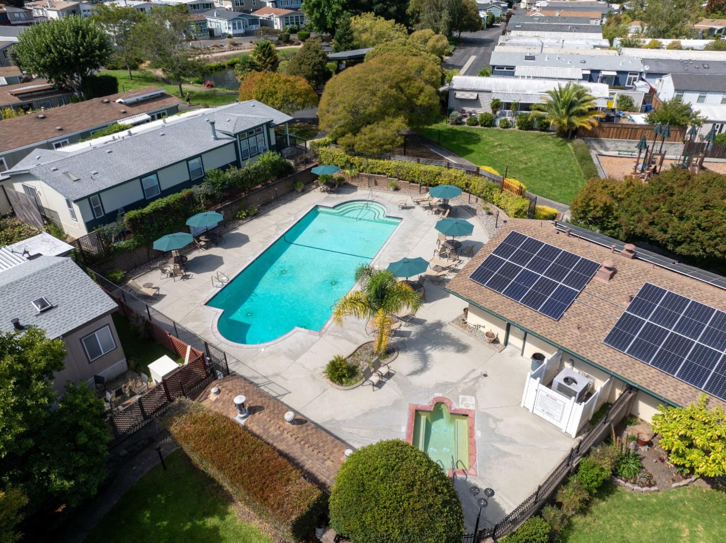 Detail Gallery Image 28 of 34 For 444 Whispering Pines Dr #68,  Scotts Valley,  CA 95066 - 3 Beds | 2 Baths