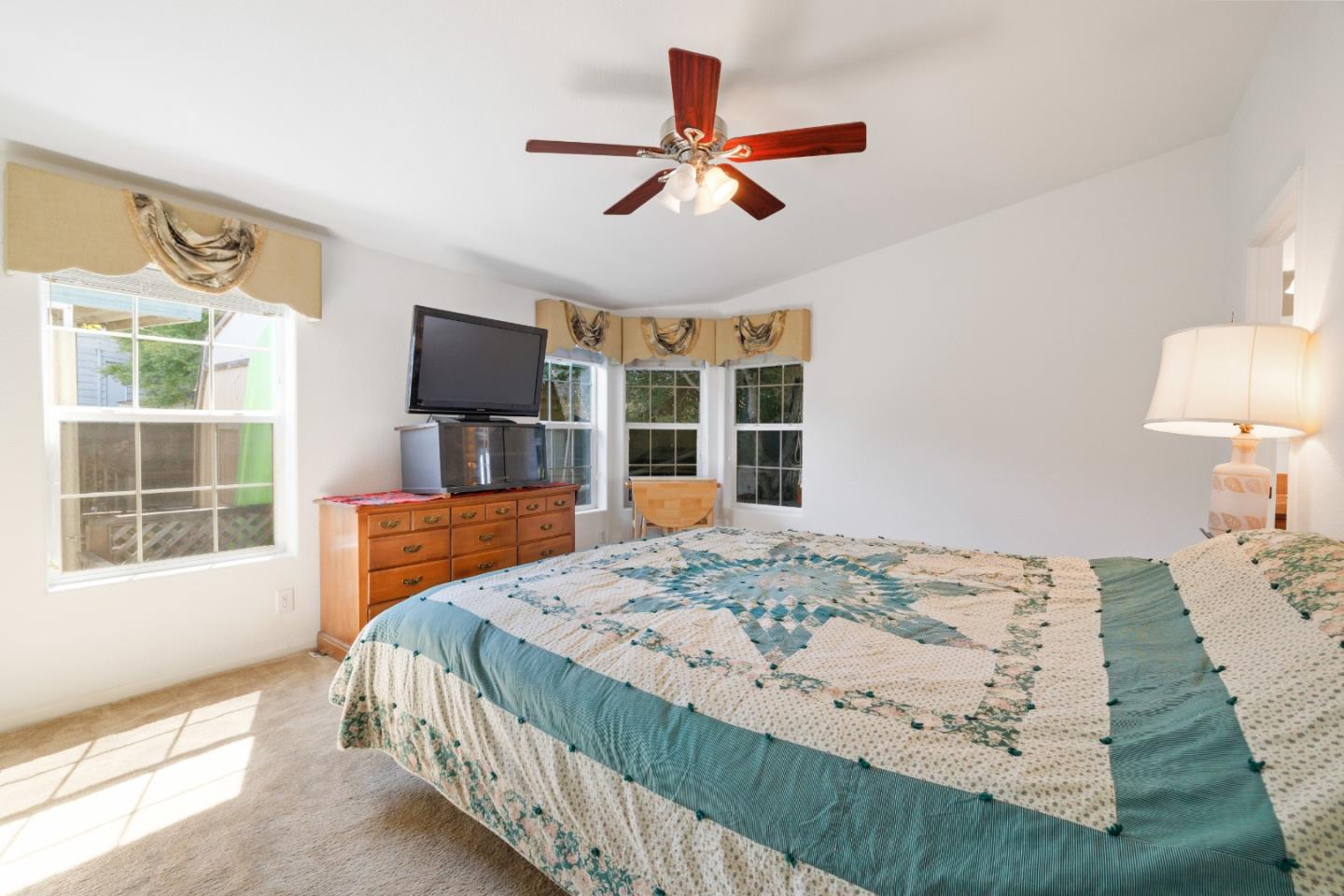 Detail Gallery Image 8 of 34 For 444 Whispering Pines Dr #68,  Scotts Valley,  CA 95066 - 3 Beds | 2 Baths