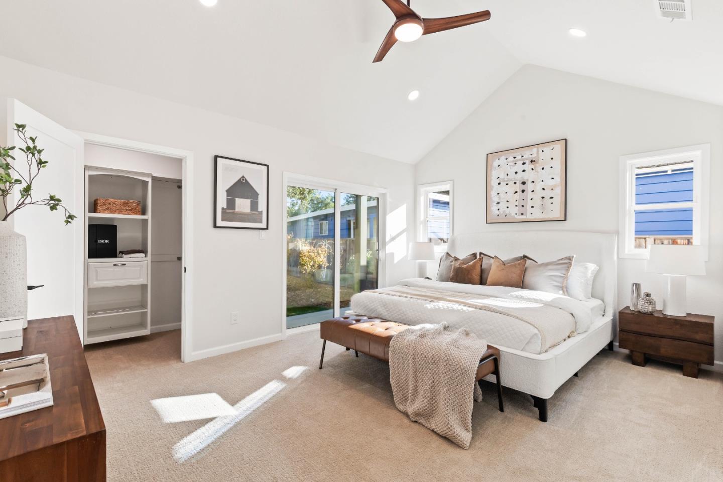 Detail Gallery Image 14 of 38 For 620 Iris St, Redwood City,  CA 94062 - 4 Beds | 3/1 Baths
