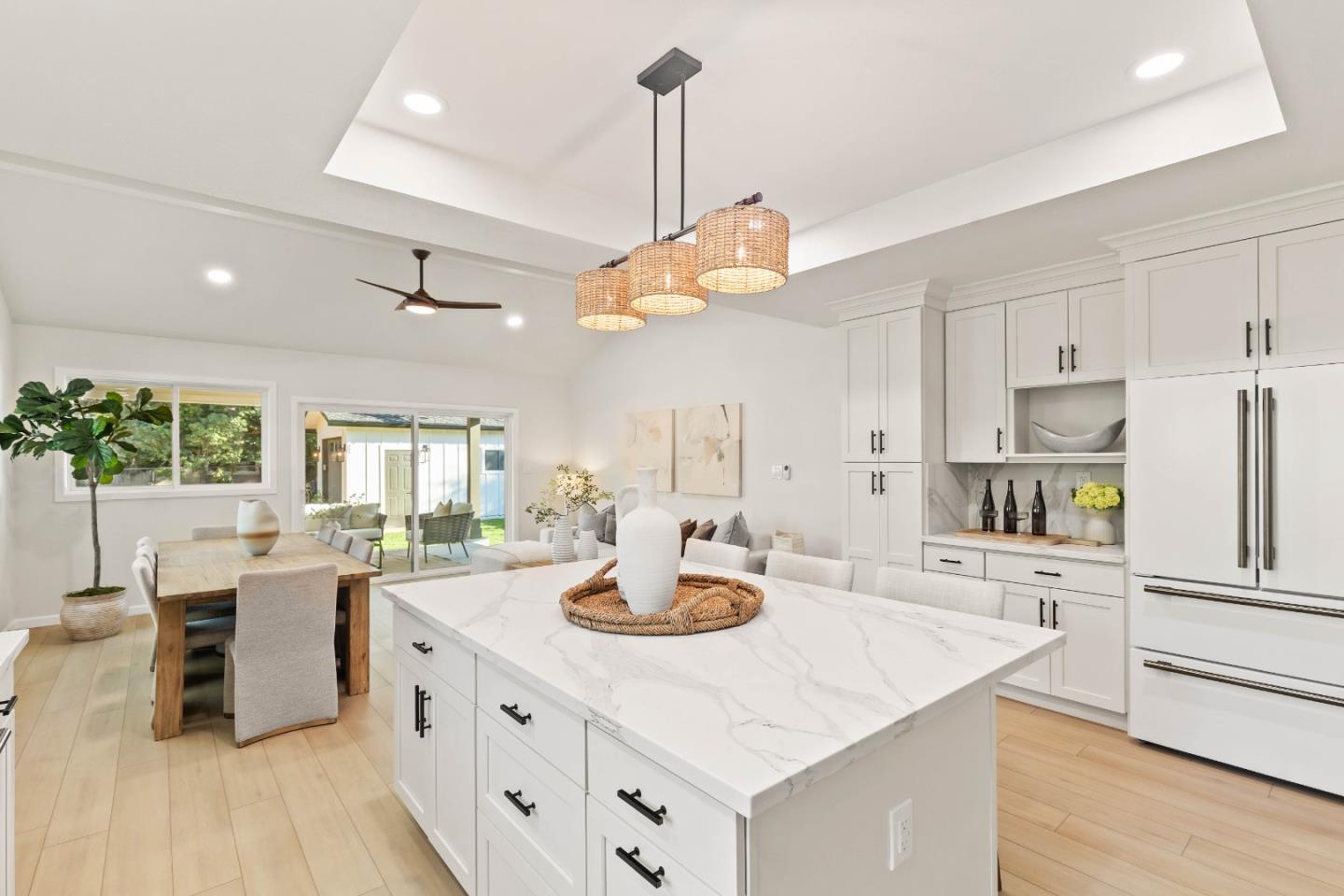 Detail Gallery Image 19 of 38 For 620 Iris St, Redwood City,  CA 94062 - 4 Beds | 3/1 Baths