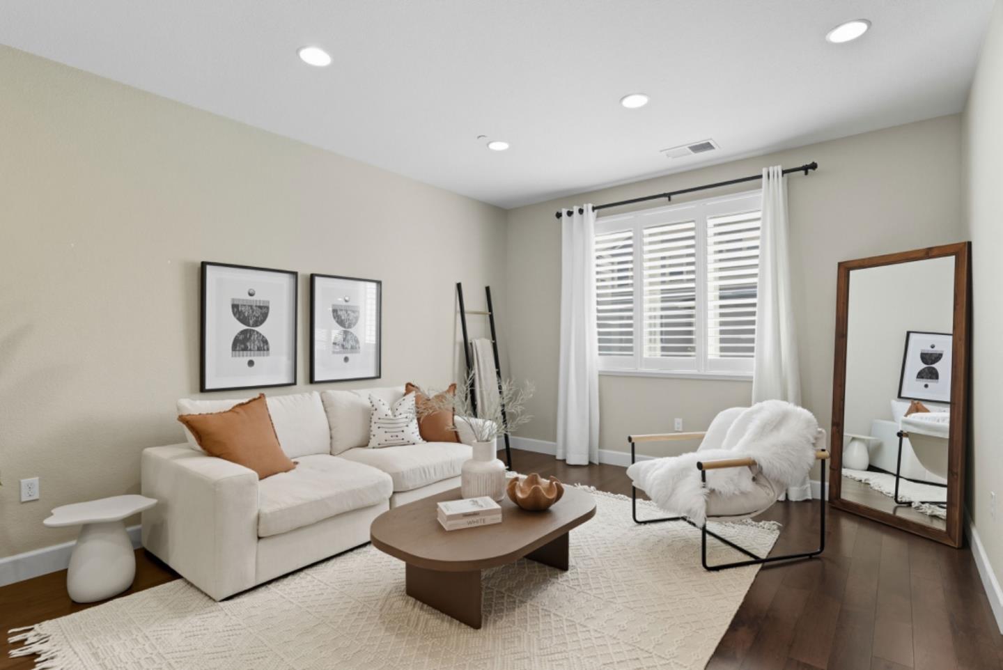 Detail Gallery Image 10 of 42 For 5815 Brandon Ct, San Jose,  CA 95123 - 3 Beds | 3/1 Baths