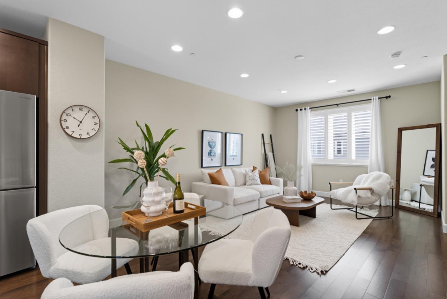 Detail Gallery Image 9 of 42 For 5815 Brandon Ct, San Jose,  CA 95123 - 3 Beds | 3/1 Baths