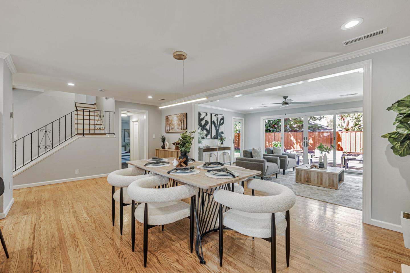 Detail Gallery Image 10 of 24 For 2925 Newark Way, San Jose,  CA 95124 - 3 Beds | 2/1 Baths