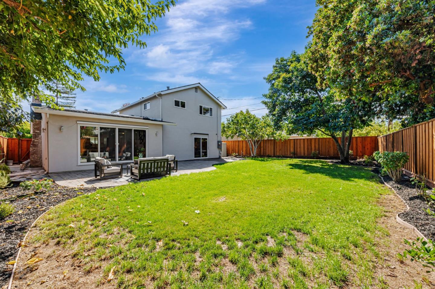 Detail Gallery Image 19 of 24 For 2925 Newark Way, San Jose,  CA 95124 - 3 Beds | 2/1 Baths