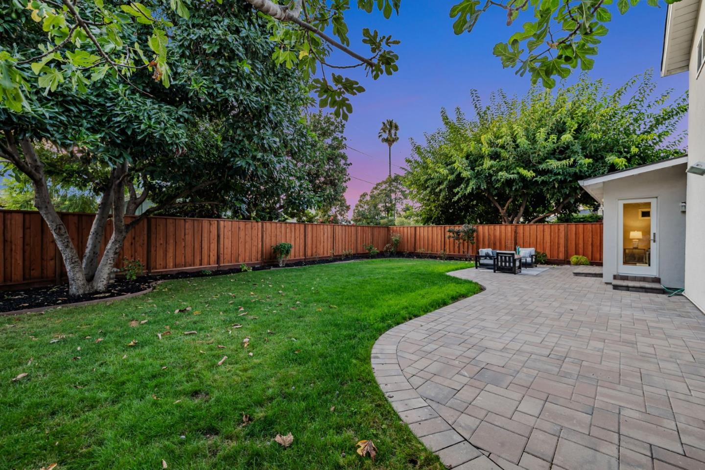 Detail Gallery Image 24 of 24 For 2925 Newark Way, San Jose,  CA 95124 - 3 Beds | 2/1 Baths