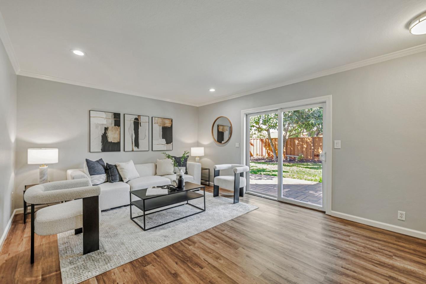 Detail Gallery Image 5 of 24 For 2925 Newark Way, San Jose,  CA 95124 - 3 Beds | 2/1 Baths