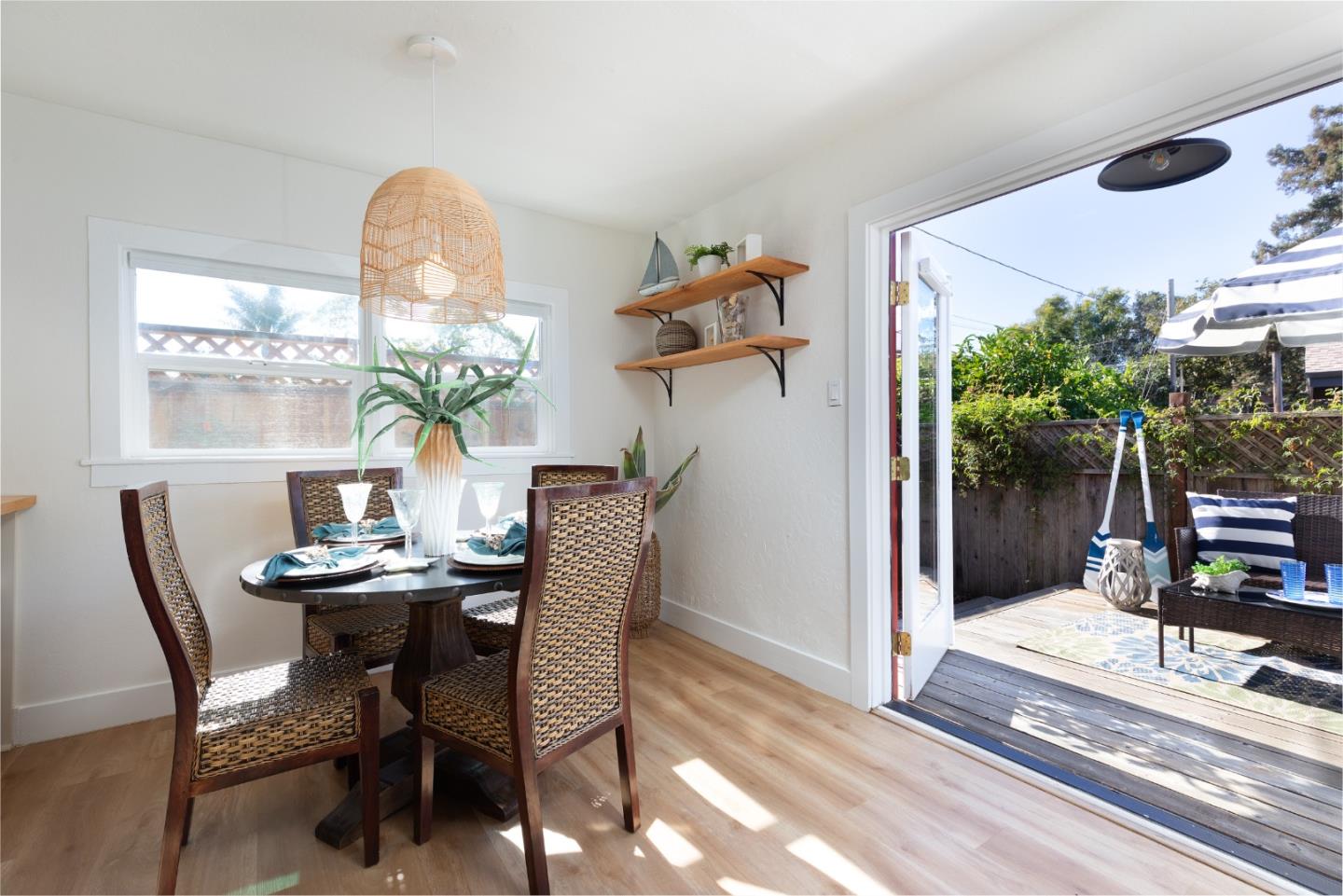 Detail Gallery Image 12 of 38 For 1122 Seabright Ave, Santa Cruz,  CA 95062 - 3 Beds | 1 Baths