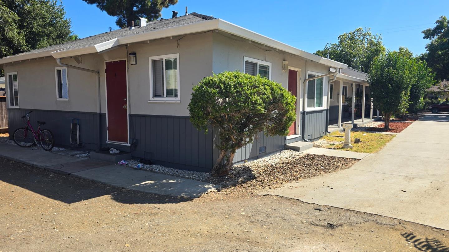 Detail Gallery Image 1 of 11 For 236 Higdon Ave, Mountain View,  CA 94041 - – Beds | – Baths
