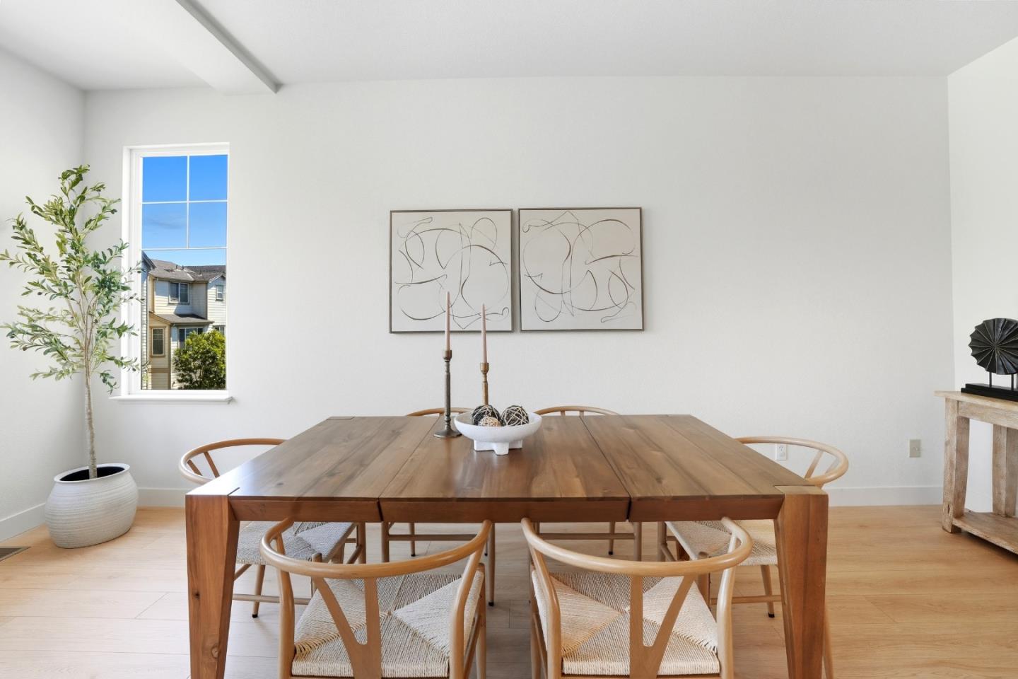 Detail Gallery Image 10 of 70 For 956 Commercial Ave, South San Francisco,  CA 94080 - 3 Beds | 3/1 Baths