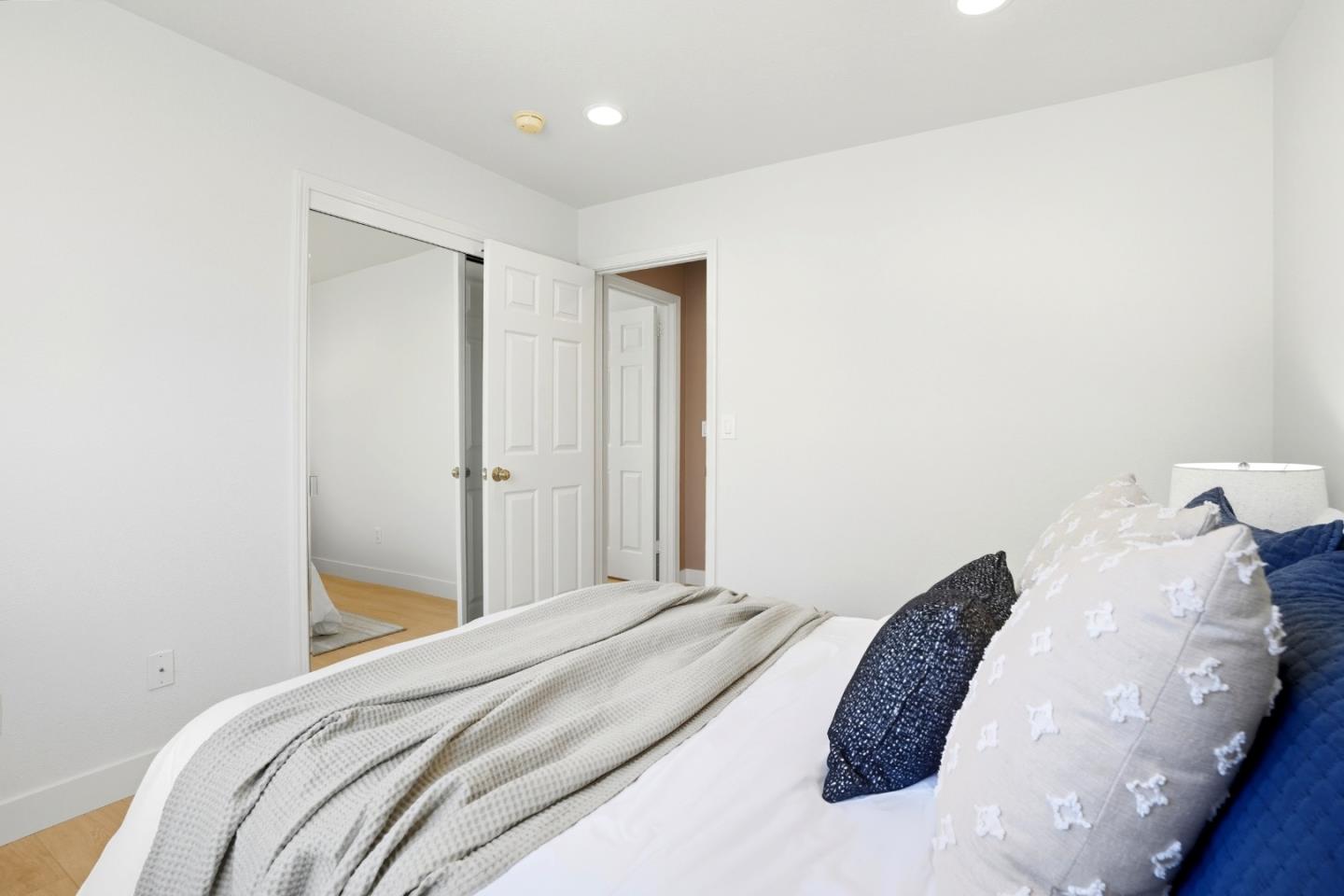 Detail Gallery Image 44 of 70 For 956 Commercial Ave, South San Francisco,  CA 94080 - 3 Beds | 3/1 Baths