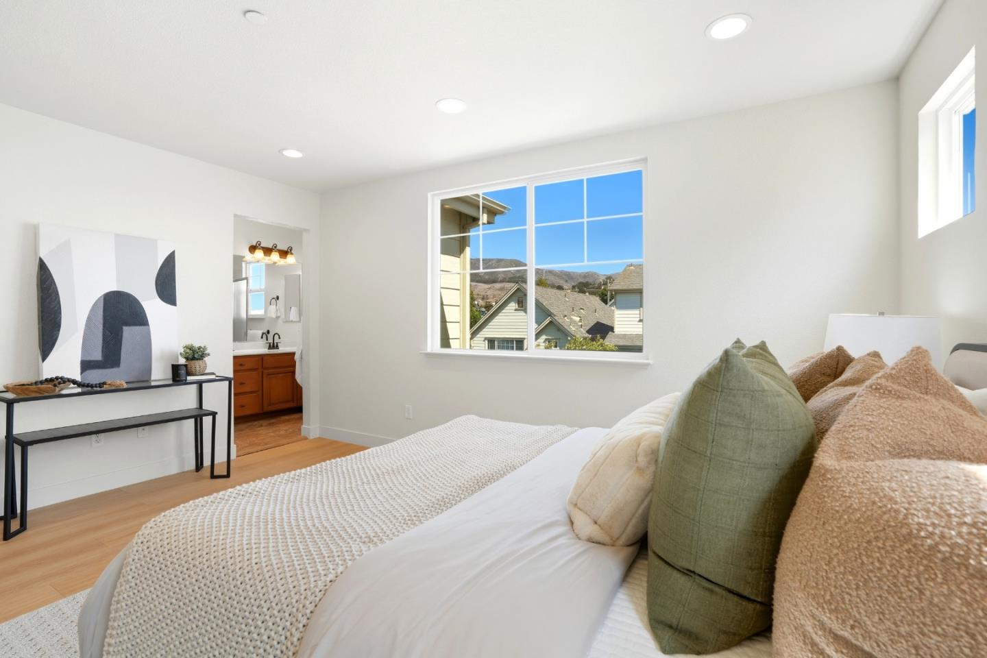 Detail Gallery Image 50 of 70 For 956 Commercial Ave, South San Francisco,  CA 94080 - 3 Beds | 3/1 Baths