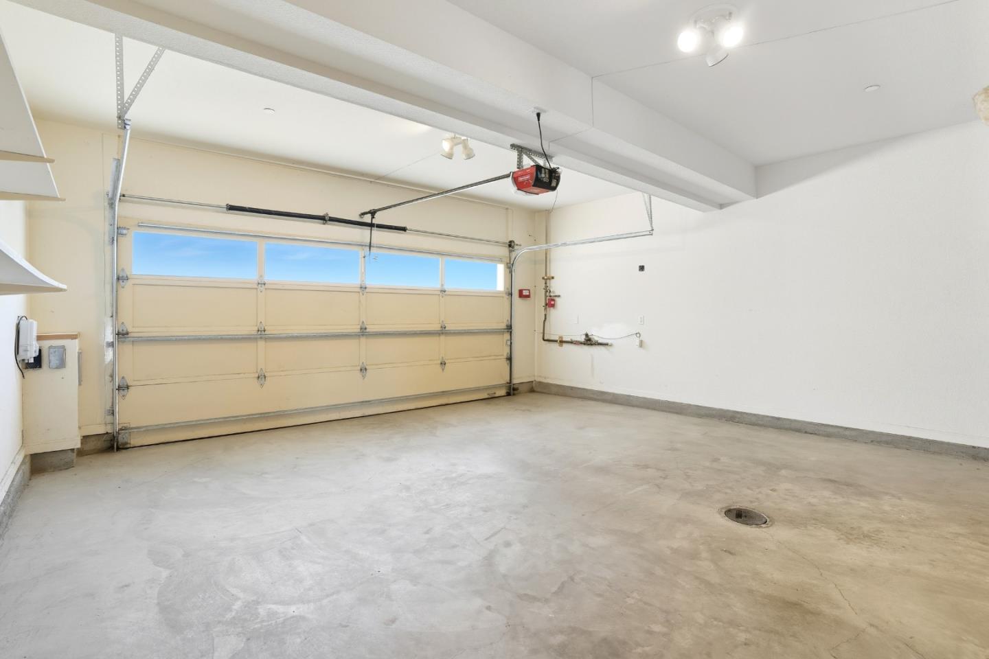 Detail Gallery Image 54 of 70 For 956 Commercial Ave, South San Francisco,  CA 94080 - 3 Beds | 3/1 Baths