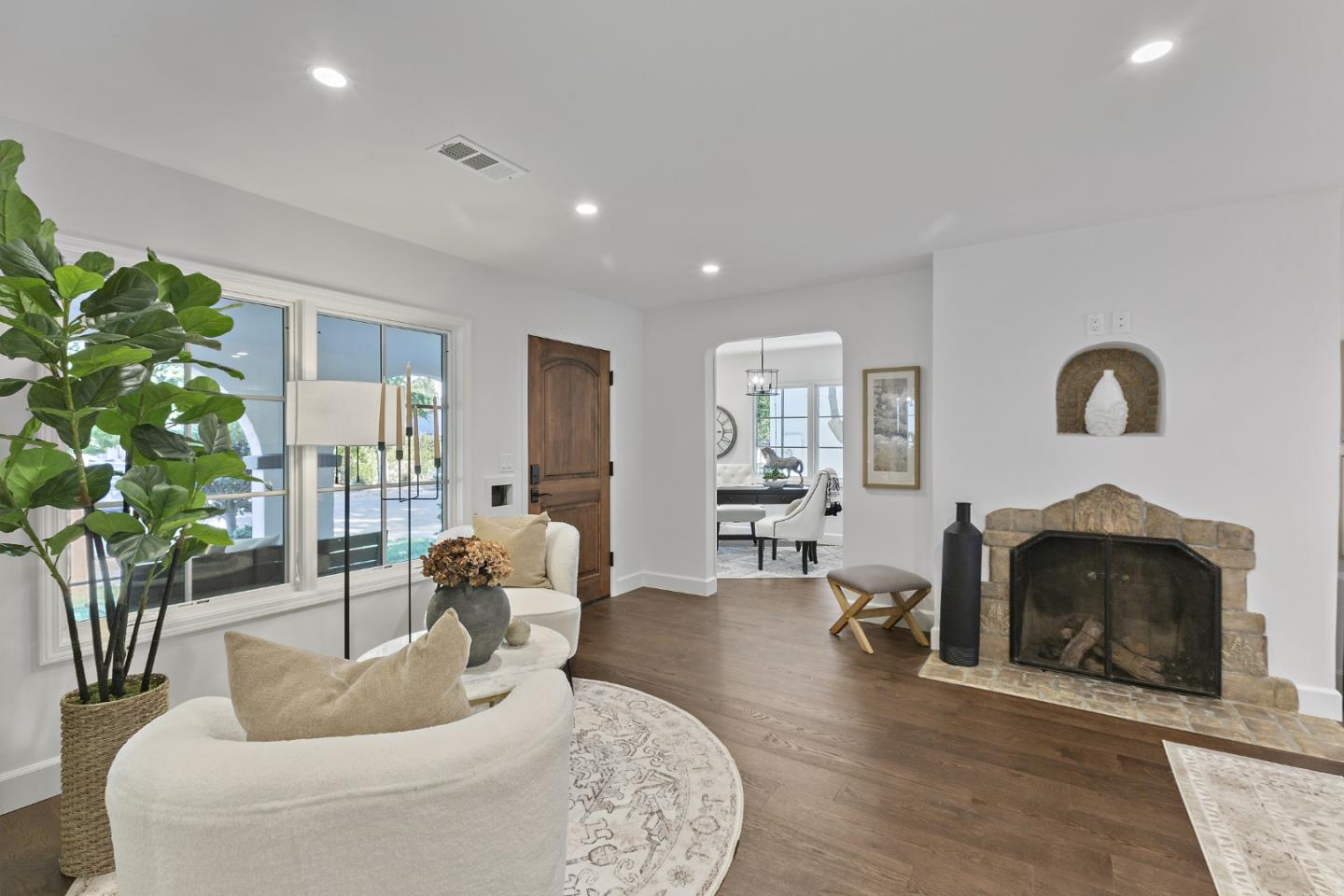 Detail Gallery Image 10 of 55 For 1655 Everett Ave, San Jose,  CA 95125 - 3 Beds | 2/1 Baths