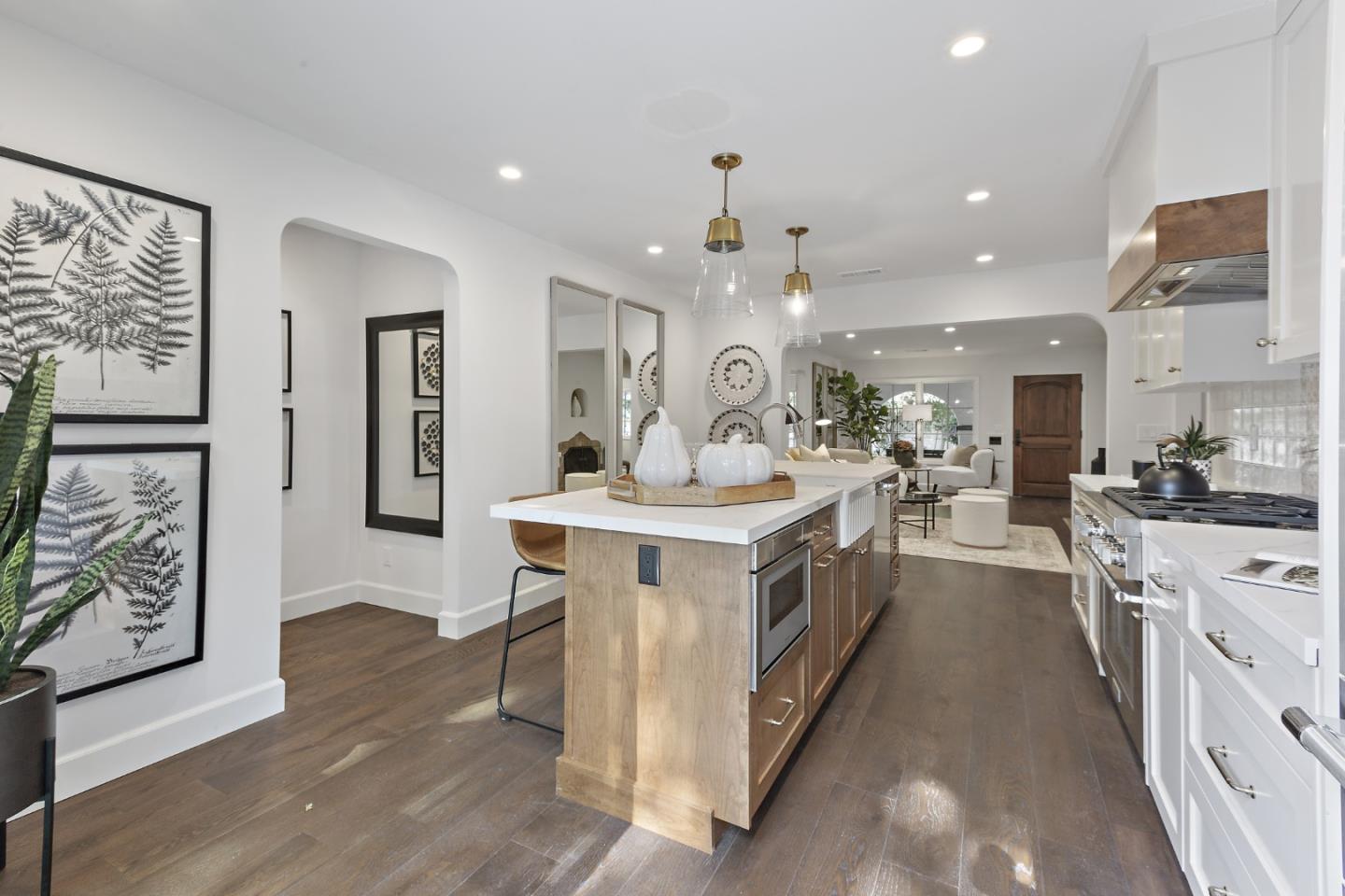 Detail Gallery Image 17 of 55 For 1655 Everett Ave, San Jose,  CA 95125 - 3 Beds | 2/1 Baths