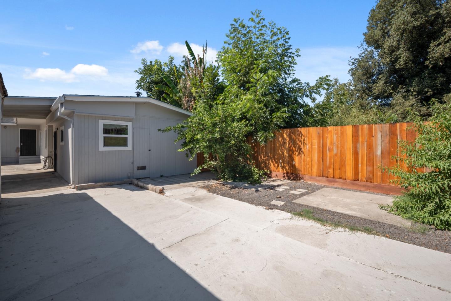 Detail Gallery Image 26 of 35 For 334 N 15th St, San Jose,  CA 95112 - 4 Beds | 3 Baths