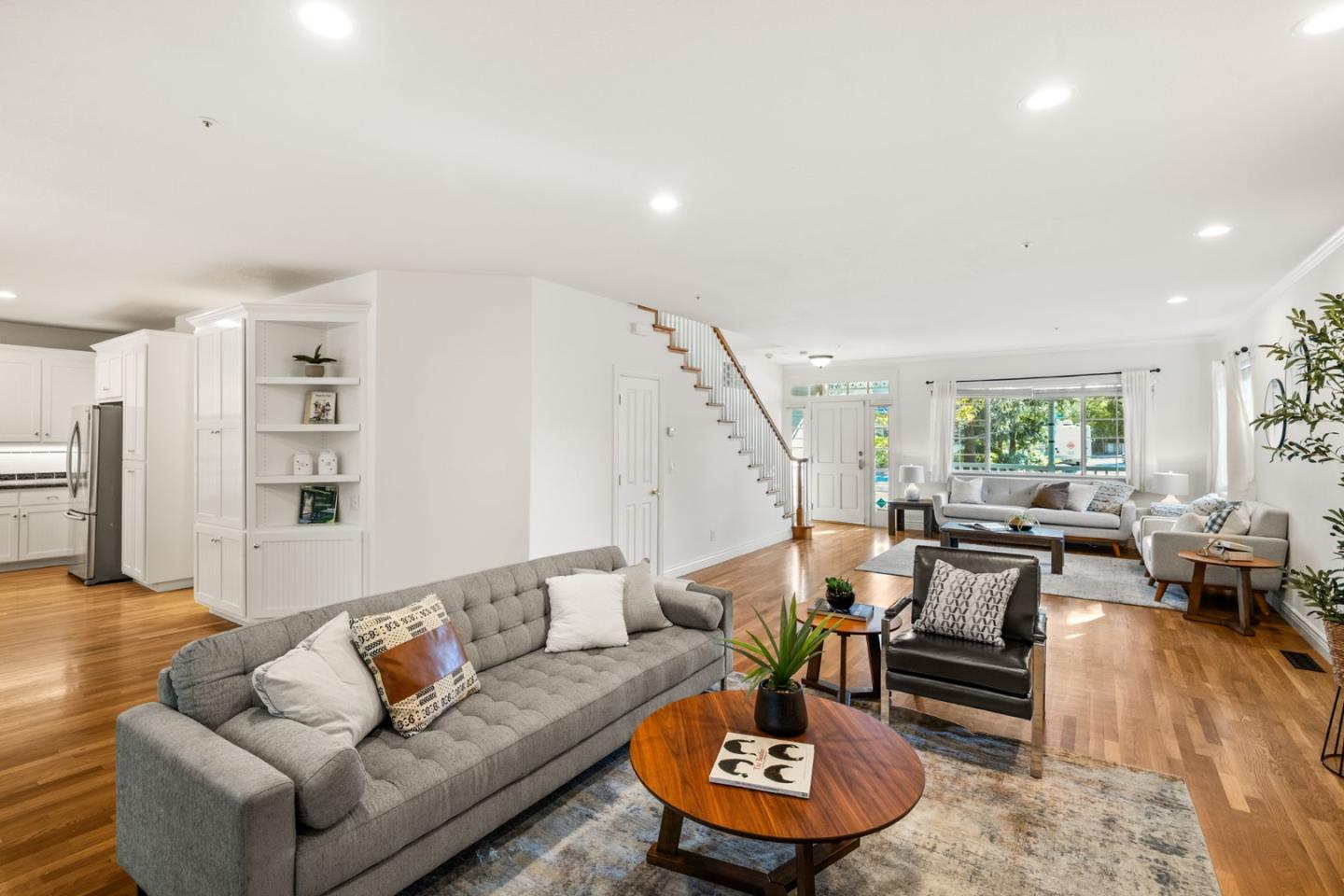 Detail Gallery Image 13 of 76 For 339 Sequoia Ave, Redwood City,  CA 94061 - 4 Beds | 3 Baths