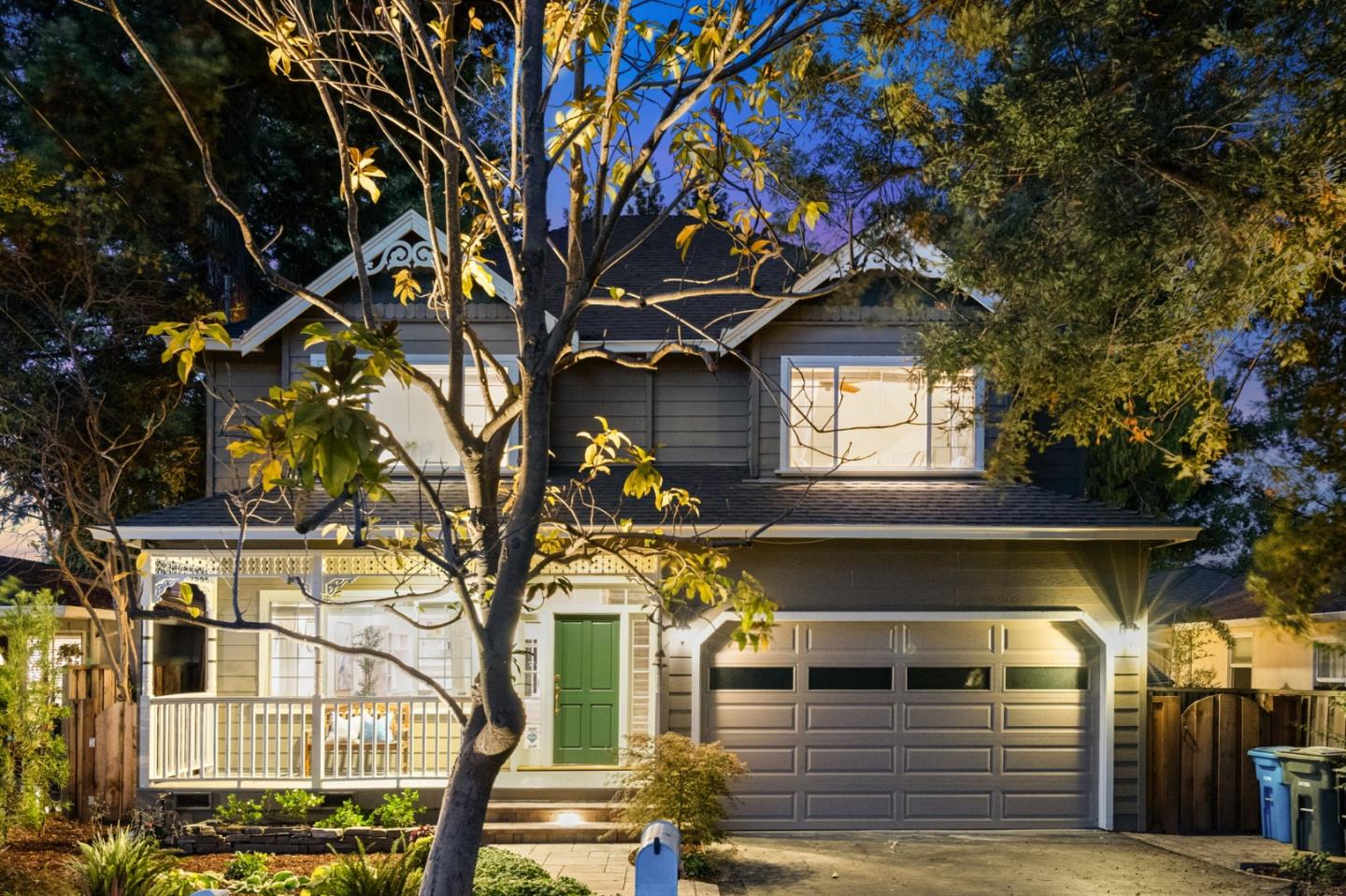 Detail Gallery Image 4 of 76 For 339 Sequoia Ave, Redwood City,  CA 94061 - 4 Beds | 3 Baths