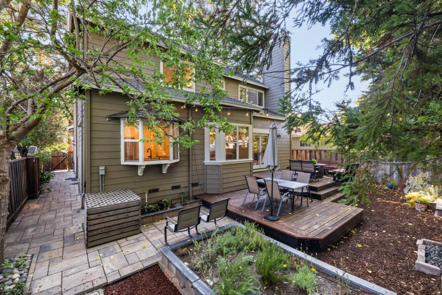 Detail Gallery Image 70 of 76 For 339 Sequoia Ave, Redwood City,  CA 94061 - 4 Beds | 3 Baths