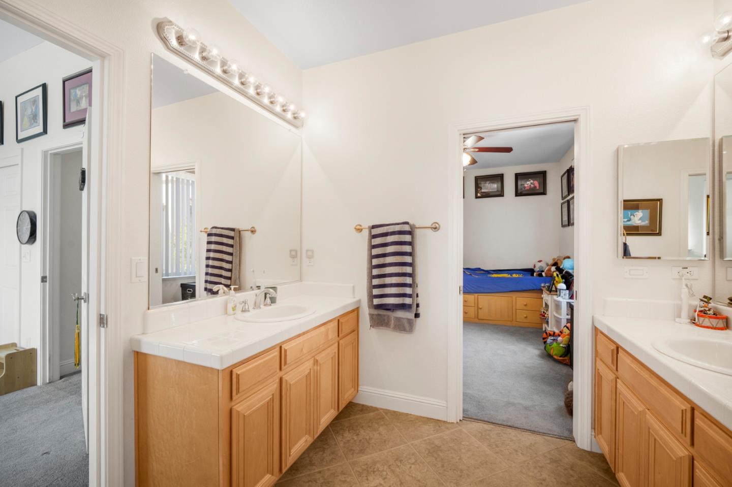 Detail Gallery Image 15 of 36 For 18540 Serra Ct, Morgan Hill,  CA 95037 - 4 Beds | 3 Baths