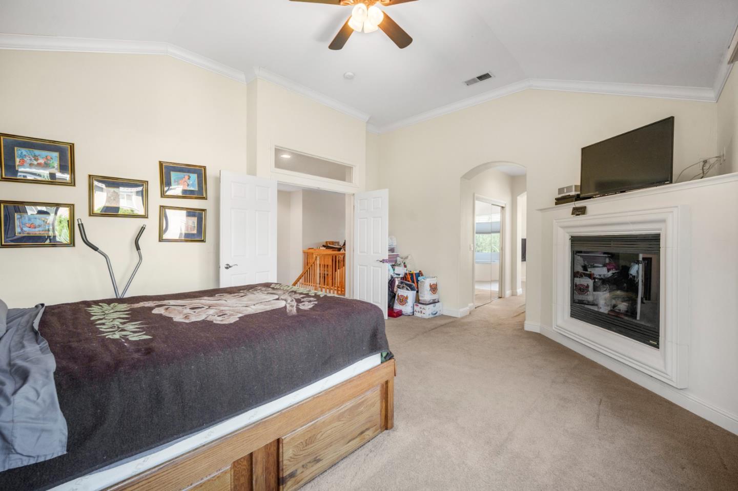 Detail Gallery Image 17 of 36 For 18540 Serra Ct, Morgan Hill,  CA 95037 - 4 Beds | 3 Baths