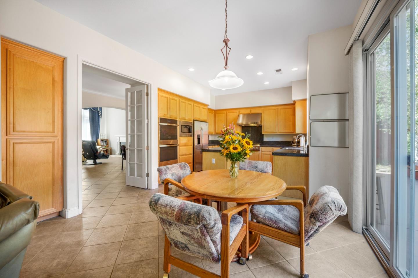Detail Gallery Image 23 of 36 For 18540 Serra Ct, Morgan Hill,  CA 95037 - 4 Beds | 3 Baths