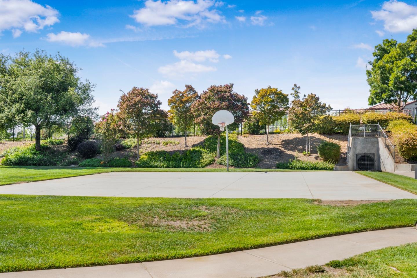 Detail Gallery Image 36 of 36 For 18540 Serra Ct, Morgan Hill,  CA 95037 - 4 Beds | 3 Baths