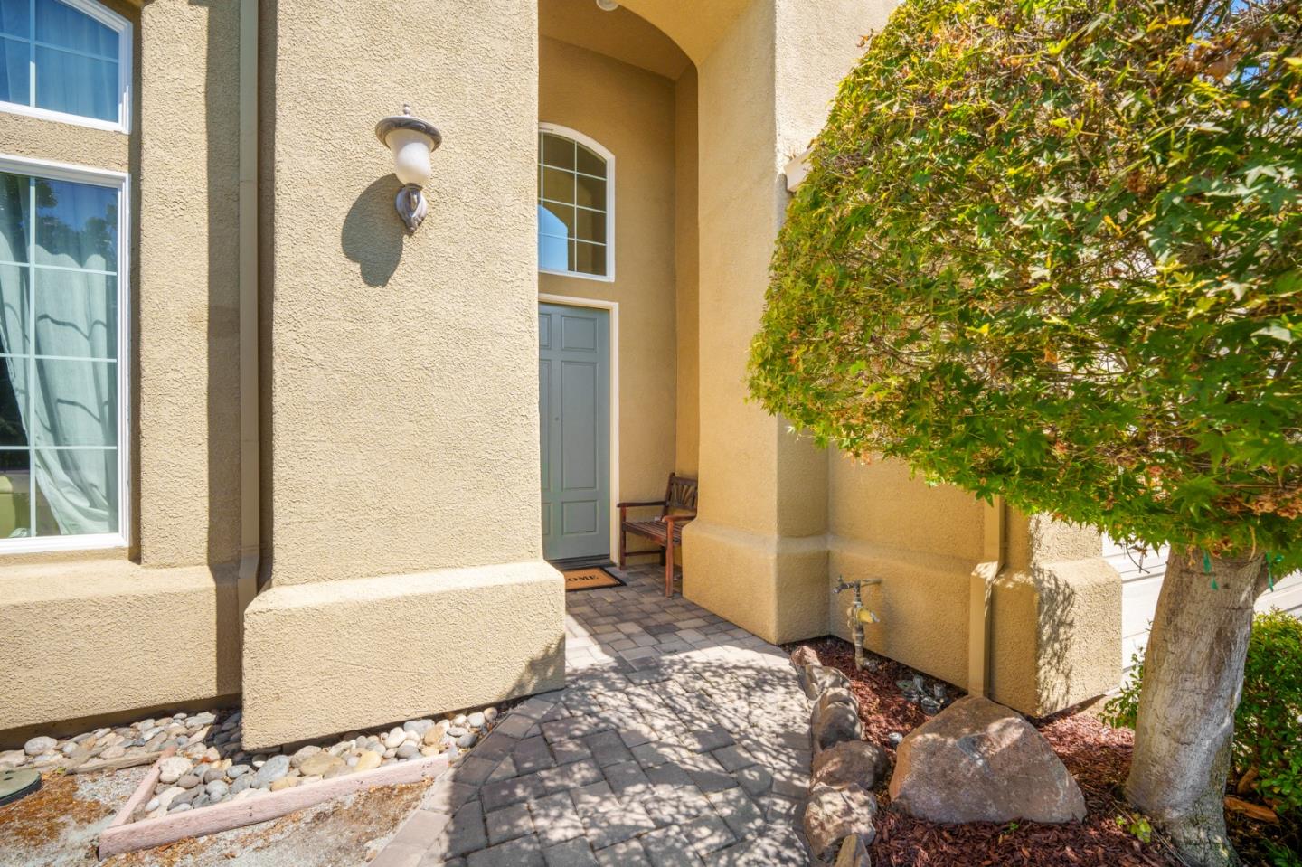 Detail Gallery Image 8 of 36 For 18540 Serra Ct, Morgan Hill,  CA 95037 - 4 Beds | 3 Baths