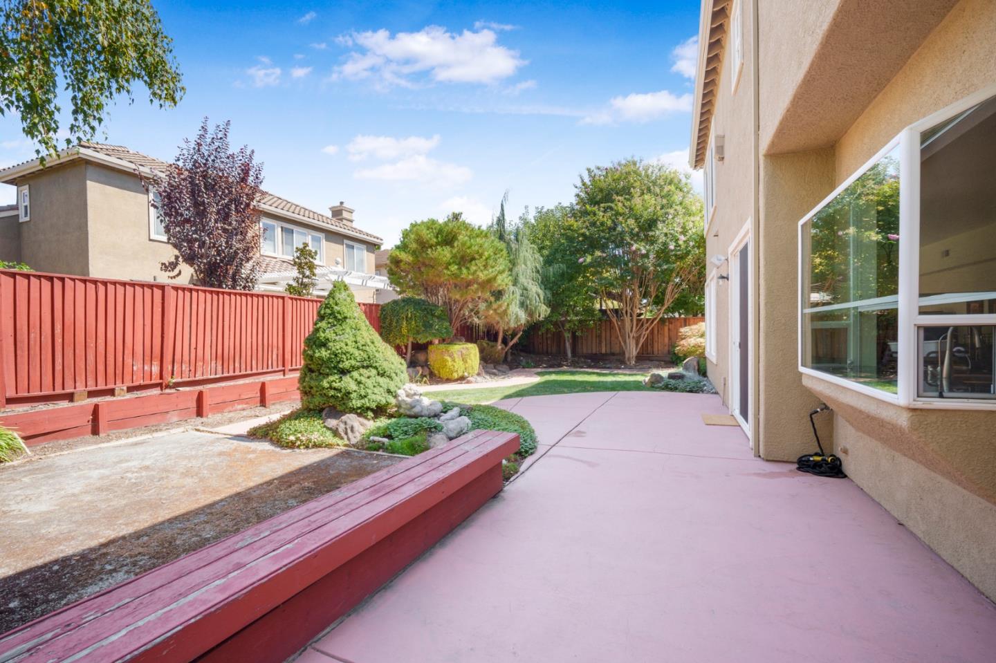 Detail Gallery Image 9 of 36 For 18540 Serra Ct, Morgan Hill,  CA 95037 - 4 Beds | 3 Baths