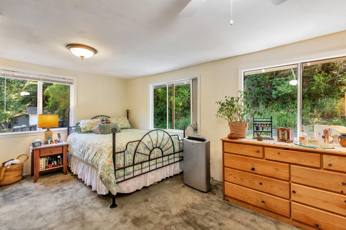 Detail Gallery Image 16 of 49 For 7185 Redwood Retreat Rd, Gilroy,  CA 95020 - 2 Beds | 2 Baths