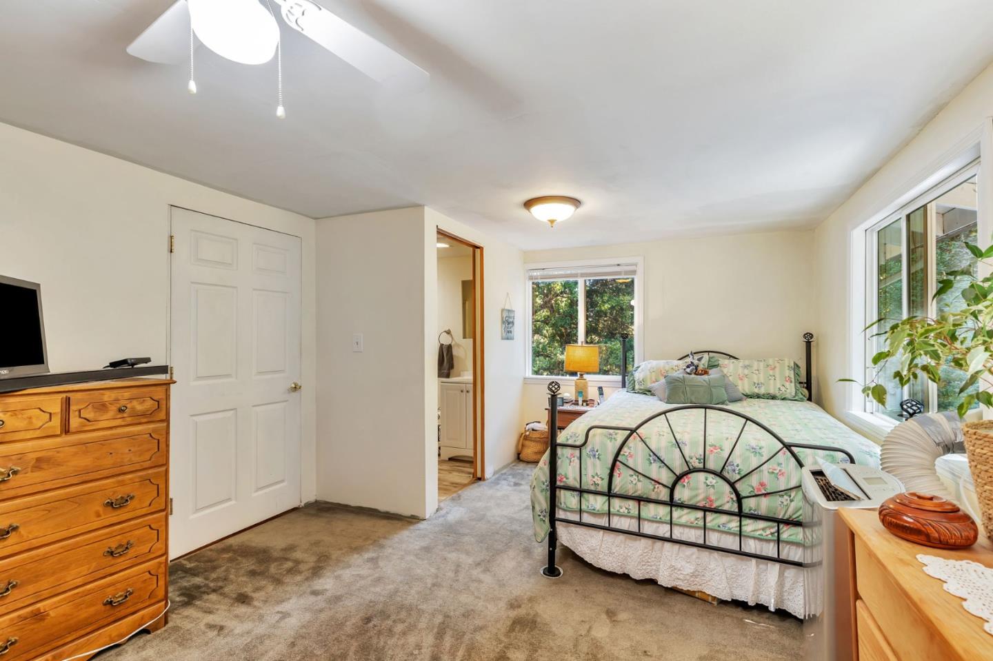 Detail Gallery Image 17 of 49 For 7185 Redwood Retreat Rd, Gilroy,  CA 95020 - 2 Beds | 2 Baths