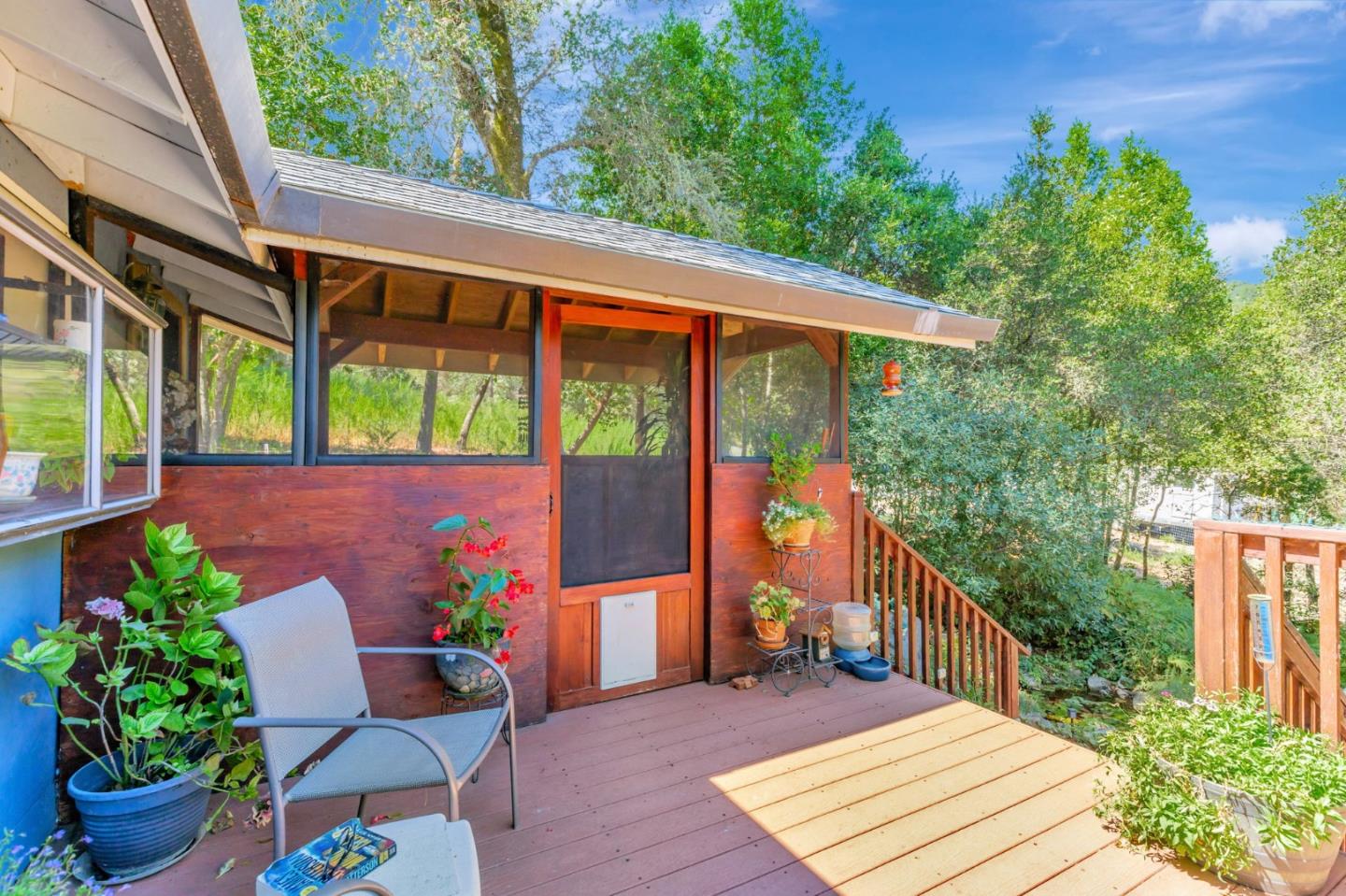 Detail Gallery Image 2 of 49 For 7185 Redwood Retreat Rd, Gilroy,  CA 95020 - 2 Beds | 2 Baths