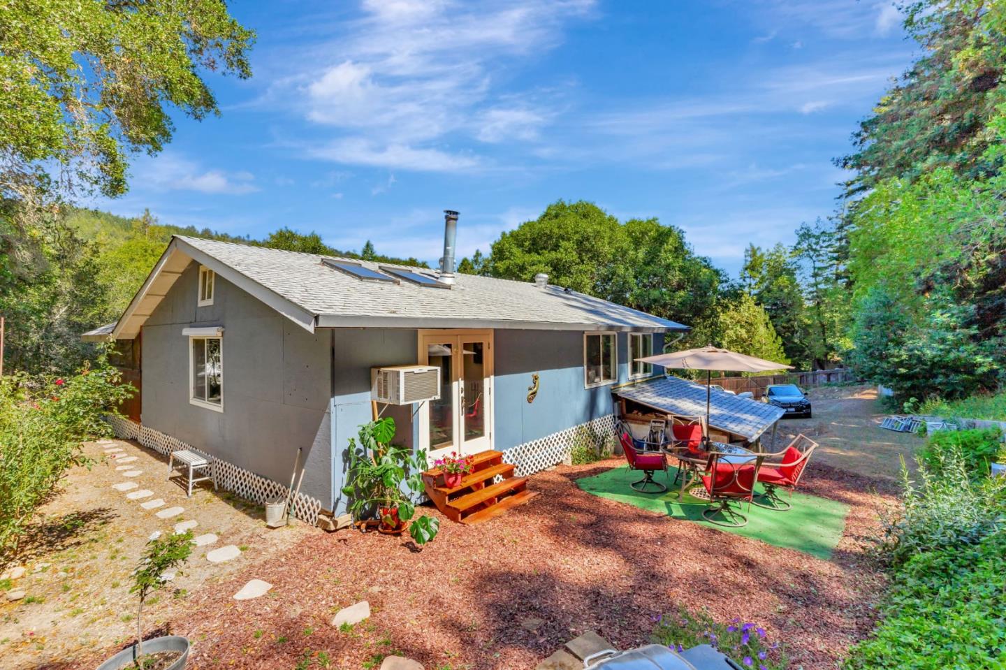 Detail Gallery Image 26 of 49 For 7185 Redwood Retreat Rd, Gilroy,  CA 95020 - 2 Beds | 2 Baths