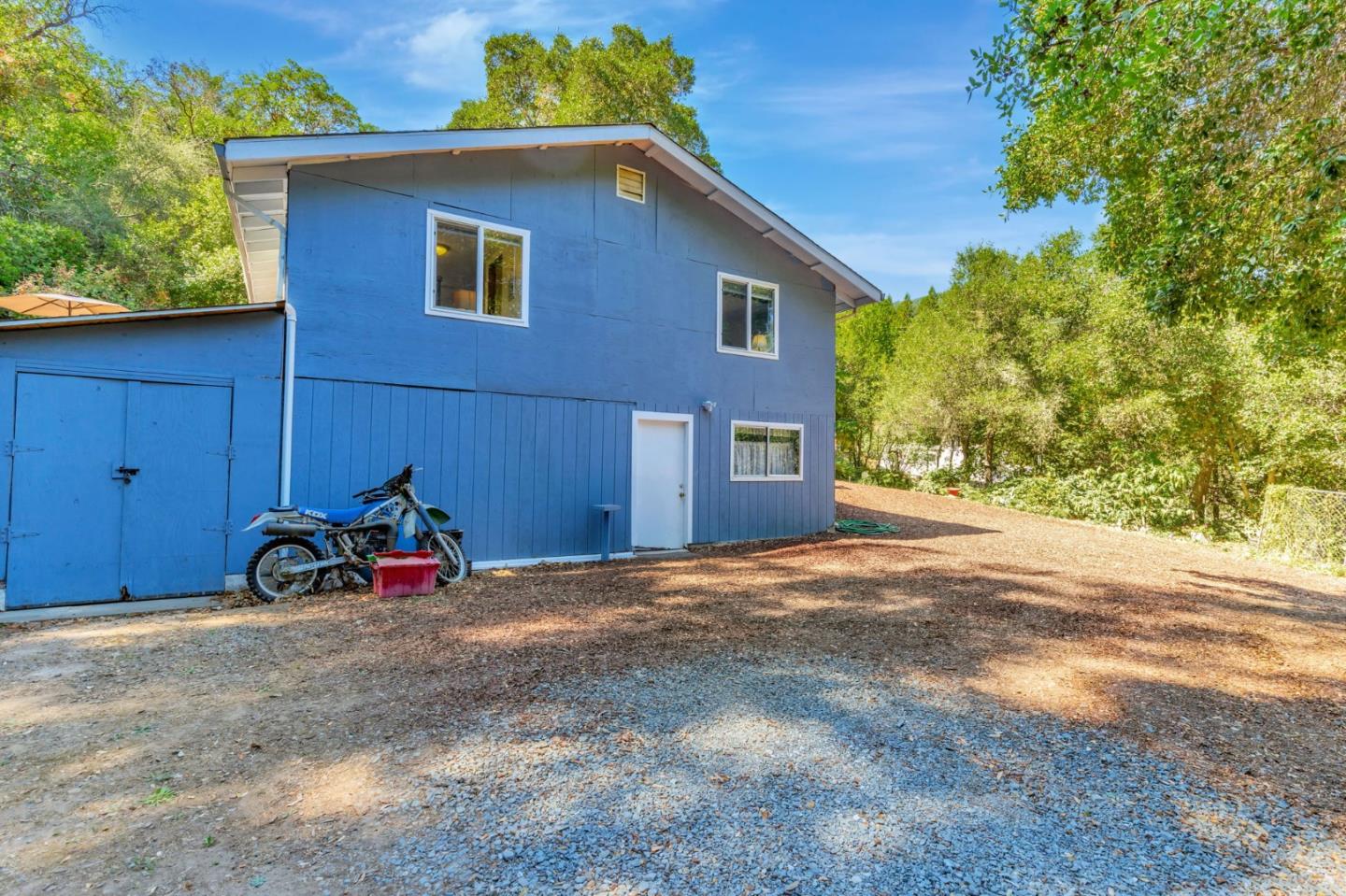 Detail Gallery Image 34 of 49 For 7185 Redwood Retreat Rd, Gilroy,  CA 95020 - 2 Beds | 2 Baths