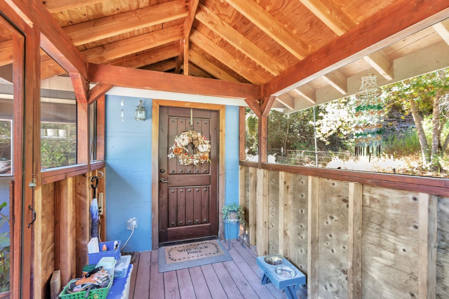 Detail Gallery Image 5 of 49 For 7185 Redwood Retreat Rd, Gilroy,  CA 95020 - 2 Beds | 2 Baths