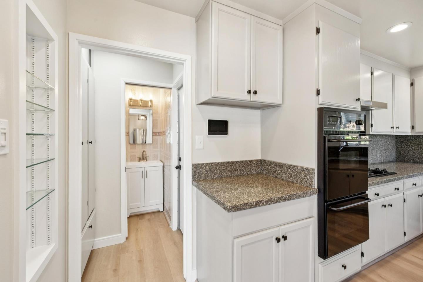 Detail Gallery Image 12 of 28 For 882 Harder Rd, Hayward,  CA 94542 - 3 Beds | 1/1 Baths