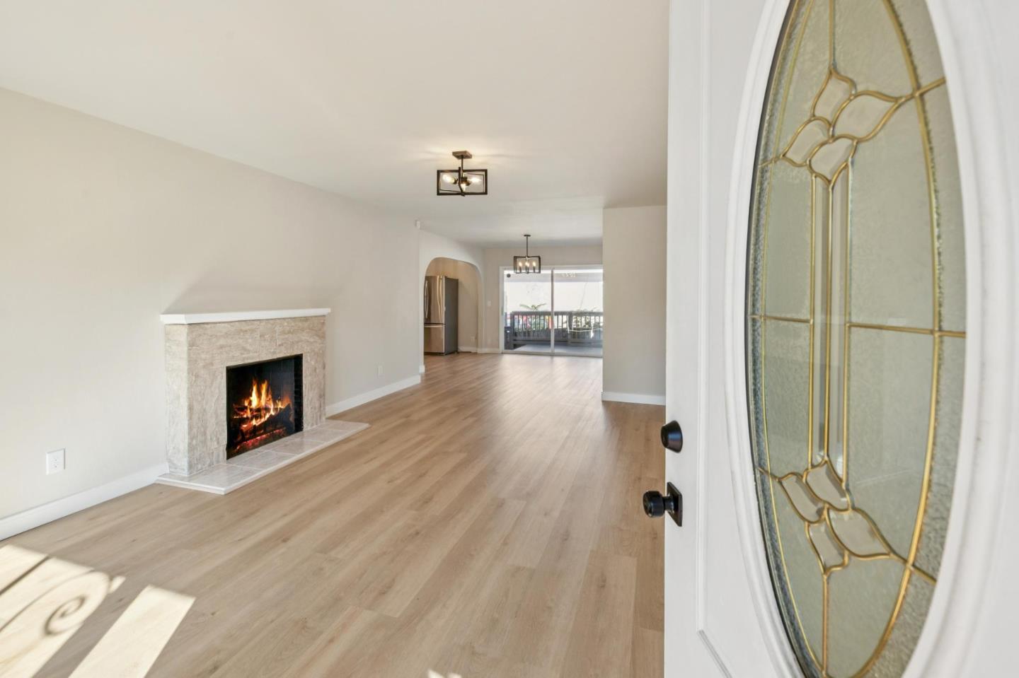 Detail Gallery Image 3 of 28 For 882 Harder Rd, Hayward,  CA 94542 - 3 Beds | 1/1 Baths