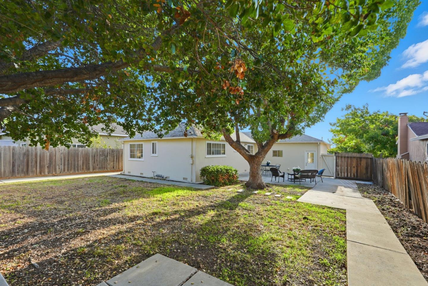 Detail Gallery Image 36 of 38 For 1830 Vegas, Milpitas,  CA 95035 - 3 Beds | 1/1 Baths