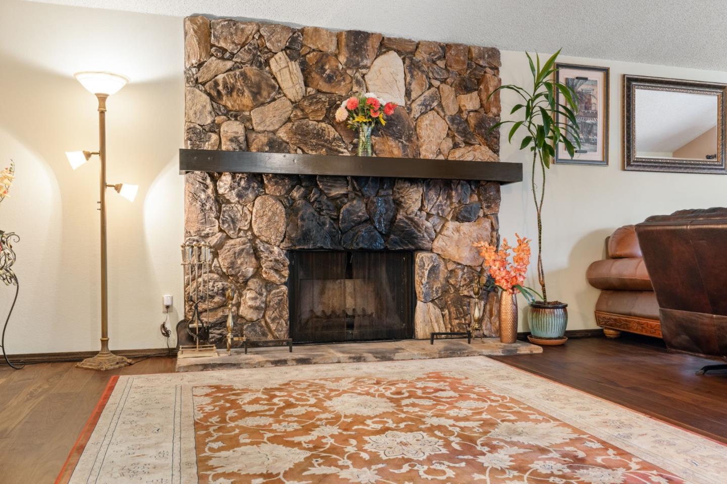 Detail Gallery Image 13 of 69 For 1527 Hawser Ln, Half Moon Bay,  CA 94019 - 3 Beds | 2 Baths