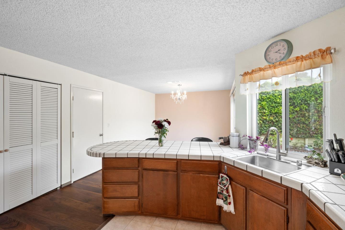 Detail Gallery Image 28 of 69 For 1527 Hawser Ln, Half Moon Bay,  CA 94019 - 3 Beds | 2 Baths
